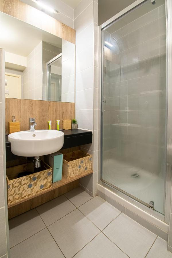 °Le Metropole° Check In H24/Wifi Apartment Lyon Bagian luar foto